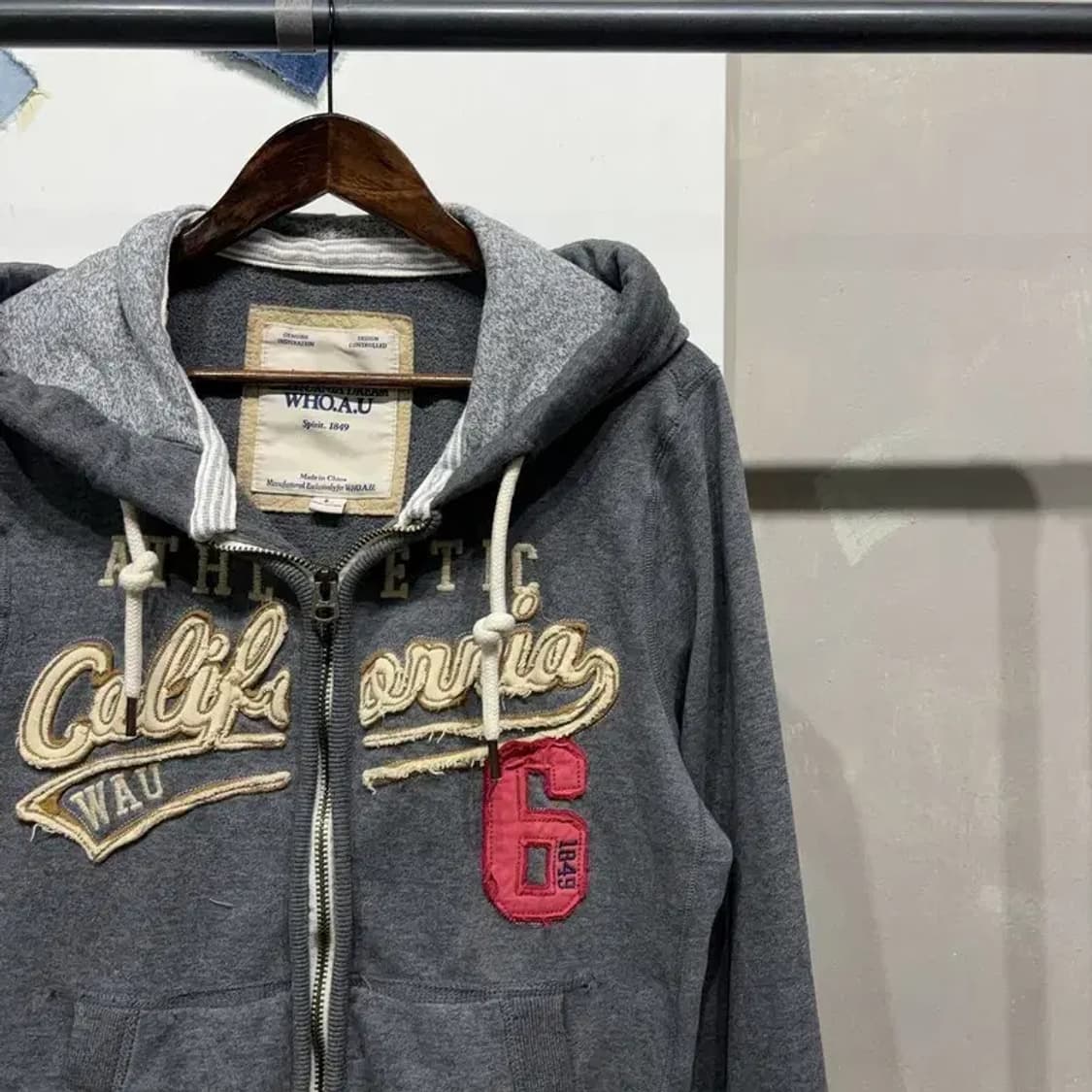 (100) 후아유 스트릿 캐주얼 자수 후드집업 자켓 상품이미지3