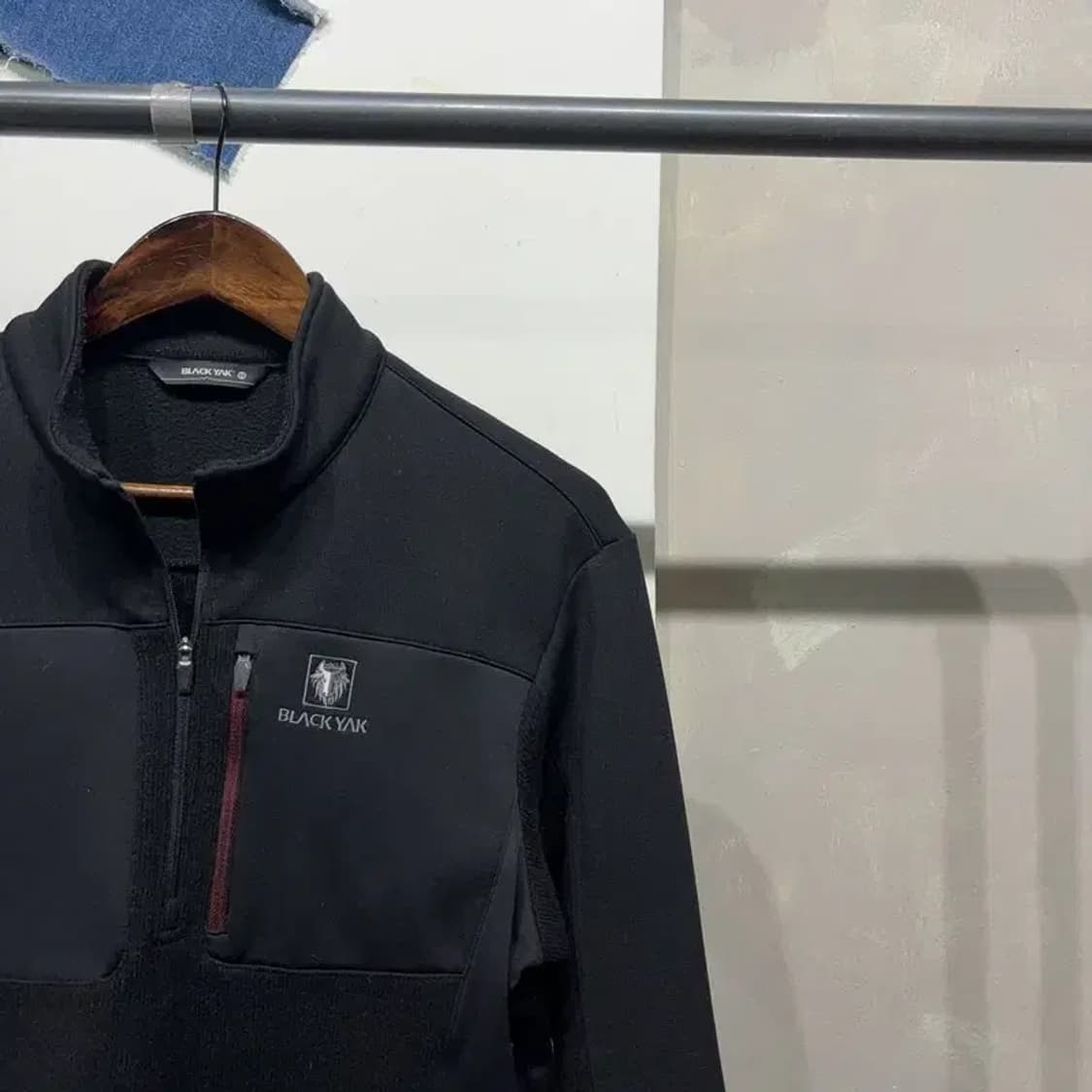 (95) 블랙야크 등산 캐주얼 후리스 플리츠 반집업 긴팔 티 상품이미지3