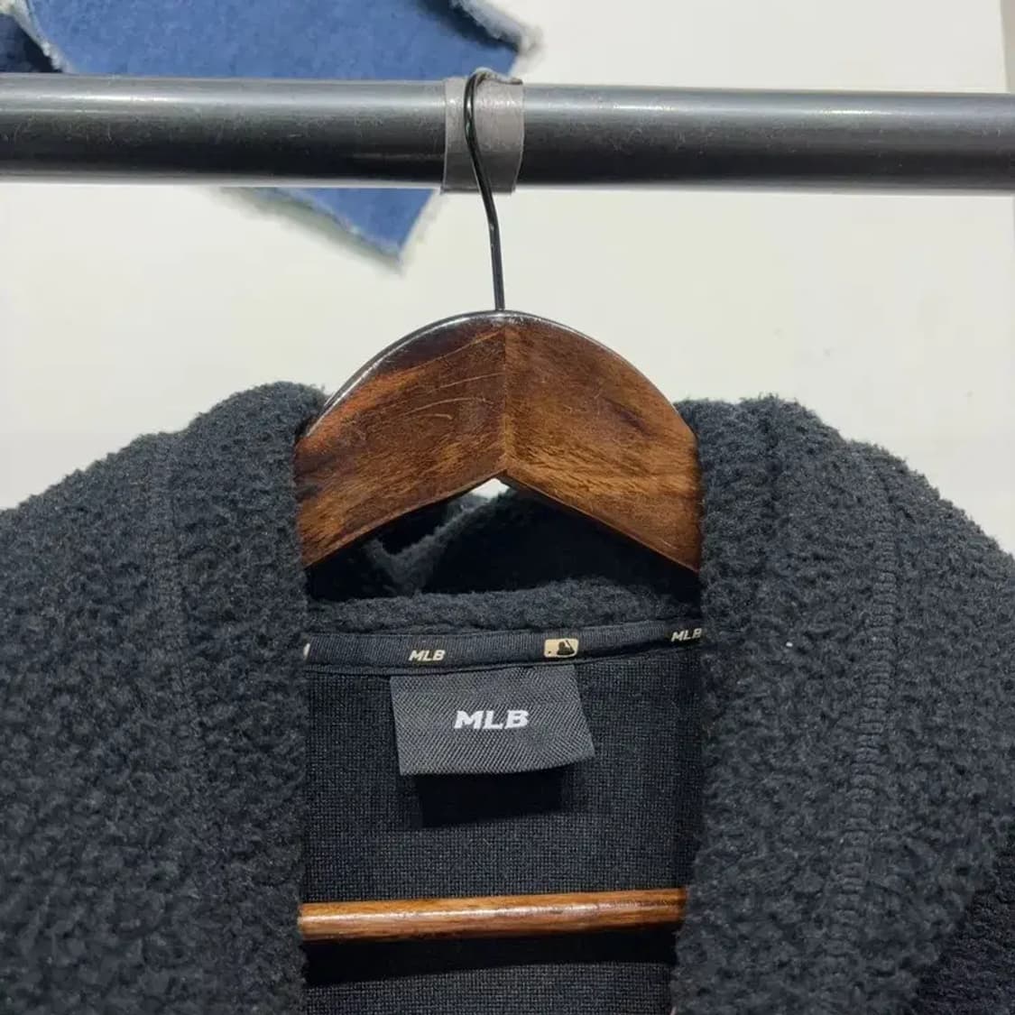 (90) MLB 뉴욕양키스 스트릿 양털 뽀글이 후리스 후드티 상품이미지2