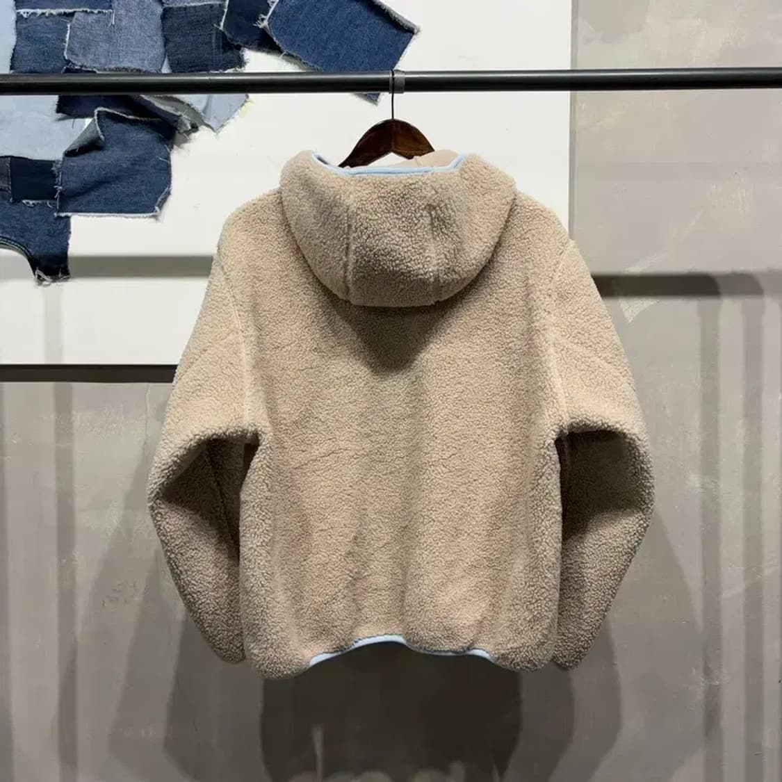 (100) 유니클로 JW앤더슨 양털 뽀글이 후리스 후드집업 자켓 상품이미지3