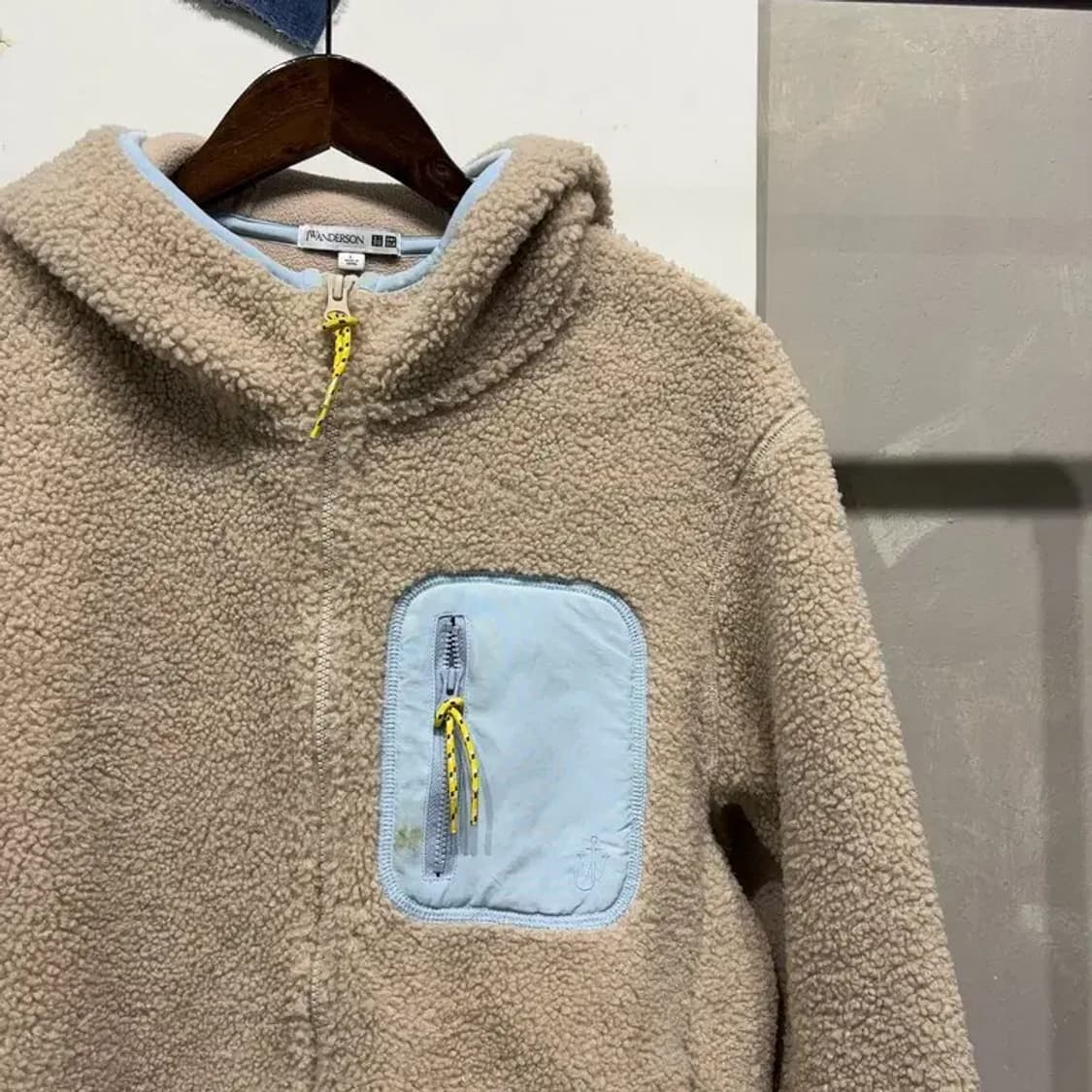 (100) 유니클로 JW앤더슨 양털 뽀글이 후리스 후드집업 자켓 상품이미지4