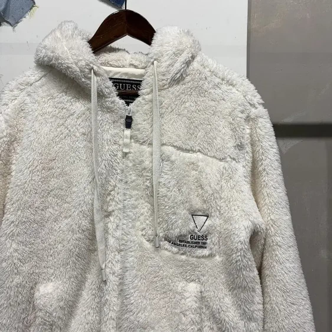 (95) 게스 캐주얼 양털 뽀글이 후리스 후드집업 자켓 상품이미지3