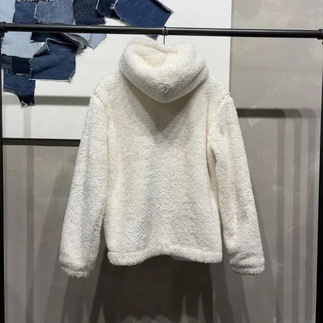 (95) 게스 캐주얼 양털 뽀글이 후리스 후드집업 자켓 상품이미지4