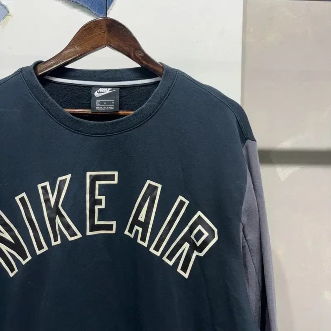 (95) 나이키 AIR 스트릿 캐주얼 기모 프린팅 맨투맨 긴팔 티 상품이미지3