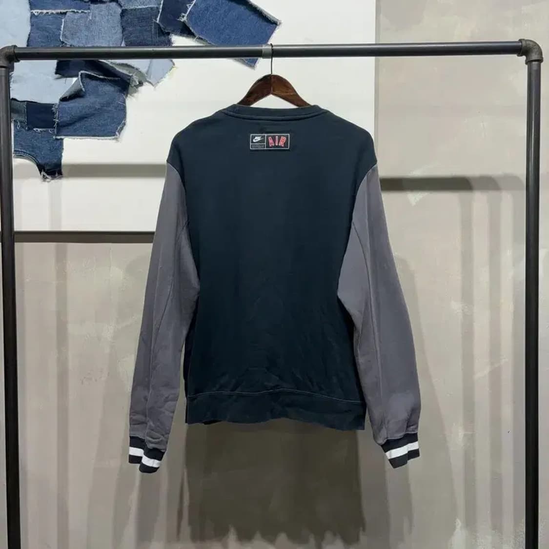 (95) 나이키 AIR 스트릿 캐주얼 기모 프린팅 맨투맨 긴팔 티 상품이미지4