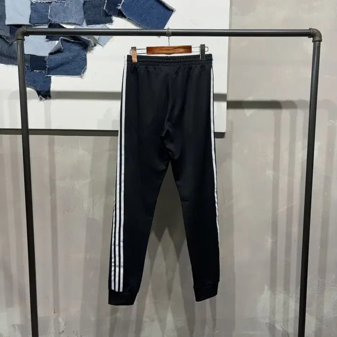 (26~28인치) 아디다스 여성 캐주얼 밴딩 조거팬츠 츄리닝바지 상품이미지3