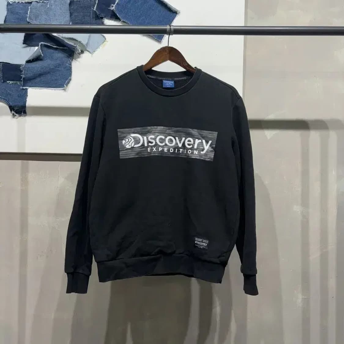 (95) 디스커버리 캐주얼 기모 프린팅 맨투맨 긴팔 티 상품이미지1