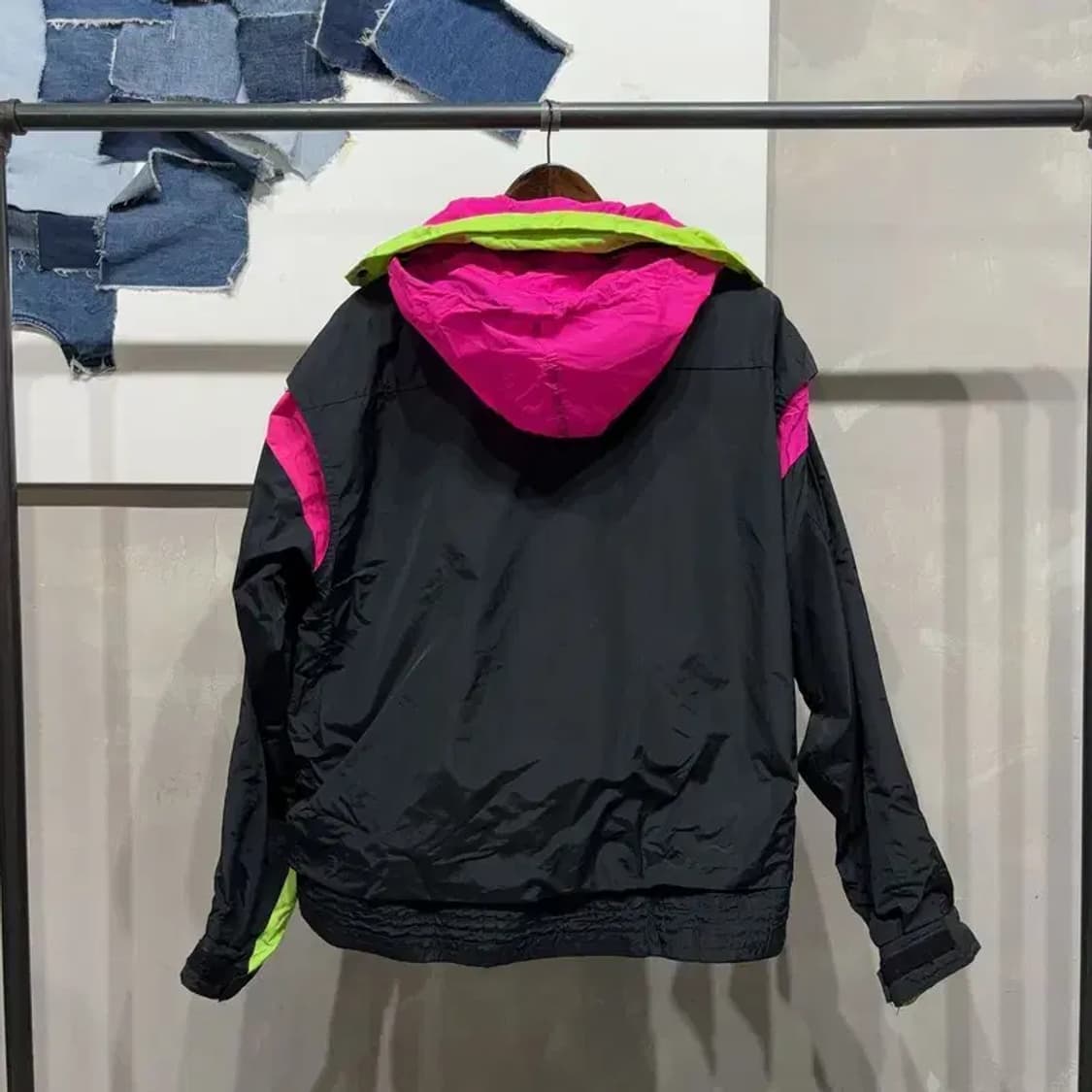 (105) 콜롬비아 올드스쿨 아웃도어 배색 후드 바람막이 자켓 상품이미지4