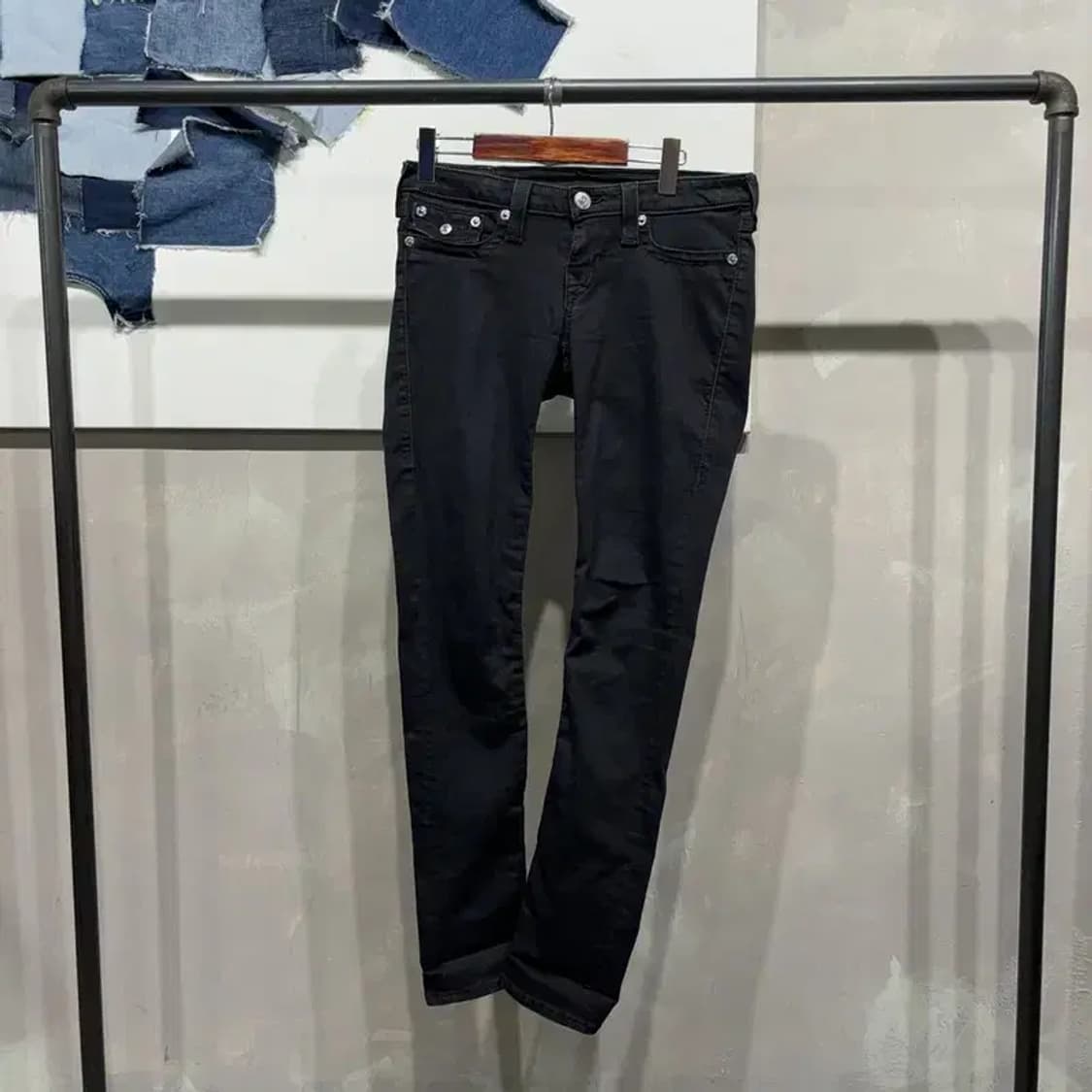 (28인치) 트루릴리젼 여성 스키니 스판 흑청바지 블랙진 상품이미지1