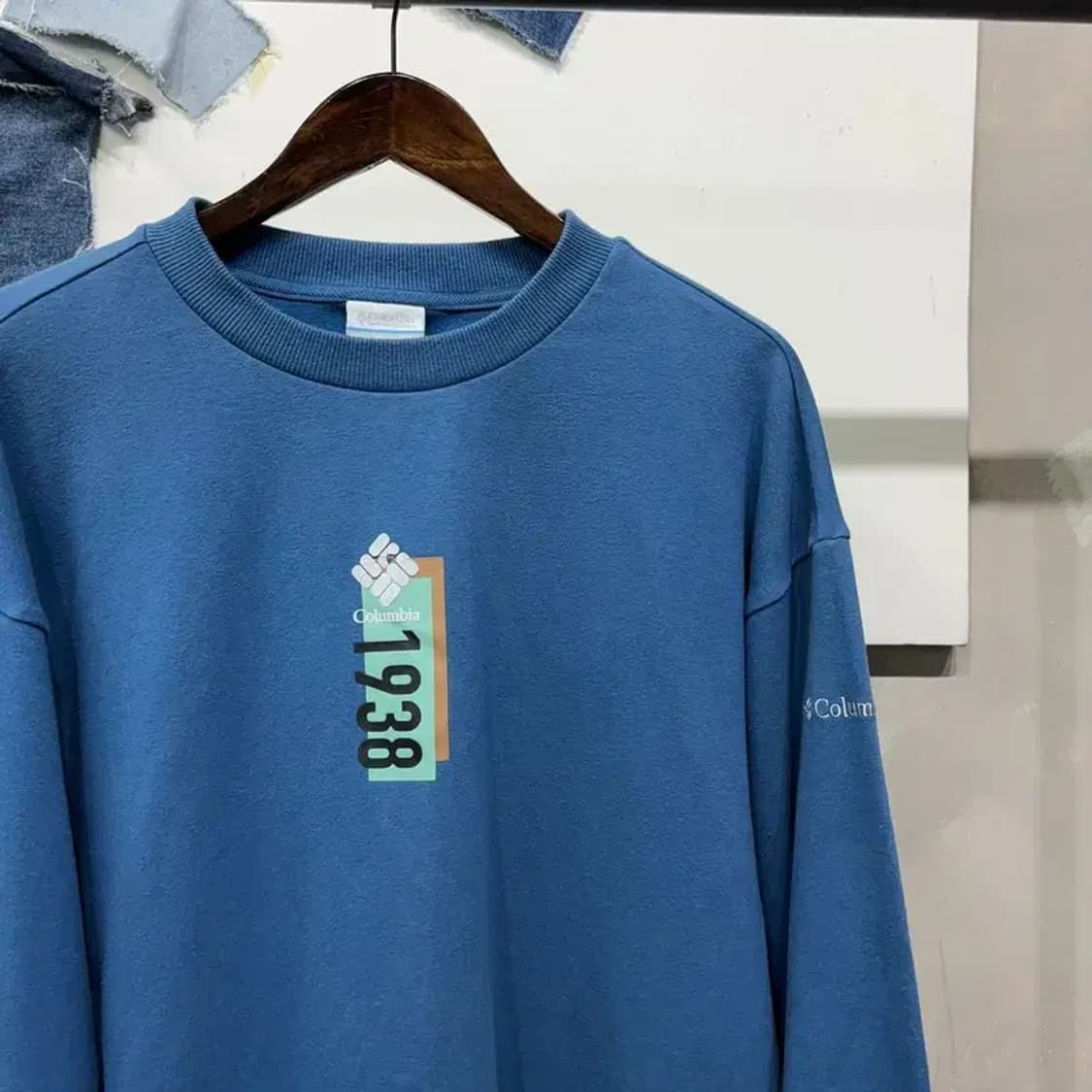 (100) 콜롬비아 캐주얼 프린팅 맨투맨 긴팔 티 상품이미지3