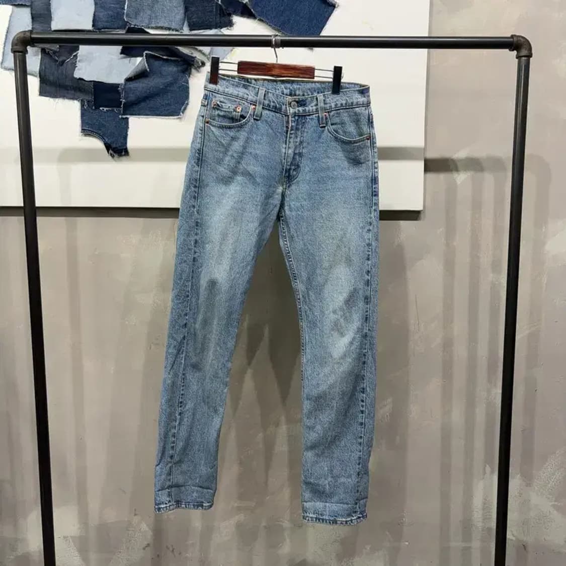 (29인치) 리바이스 513 캐주얼 약스판 워싱 연청바지 데님팬츠 상품이미지1