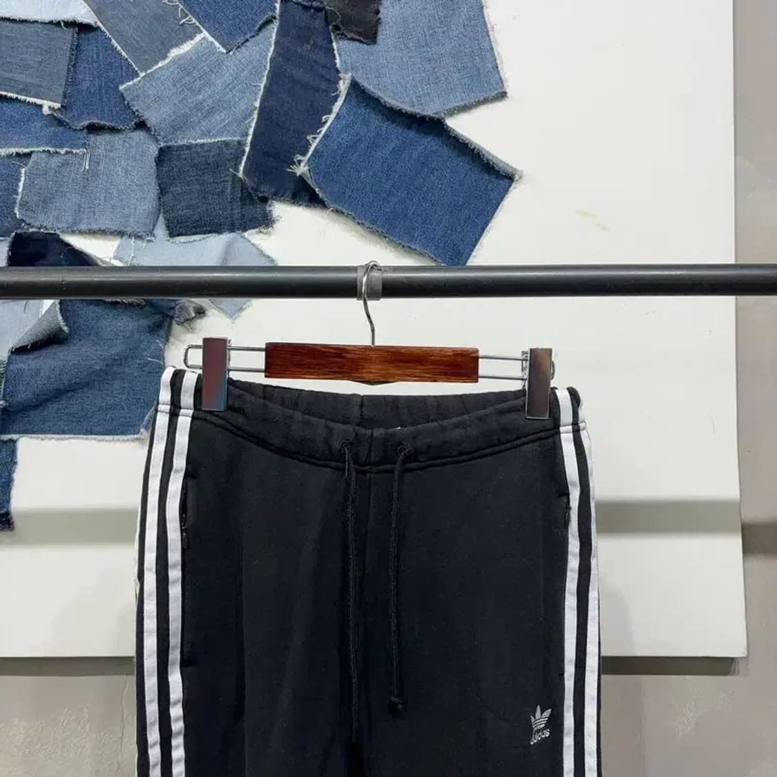 (24~26인치) 아디다스 여성 유로파 밴딩 기모 조거팬츠 운동바지 상품이미지2