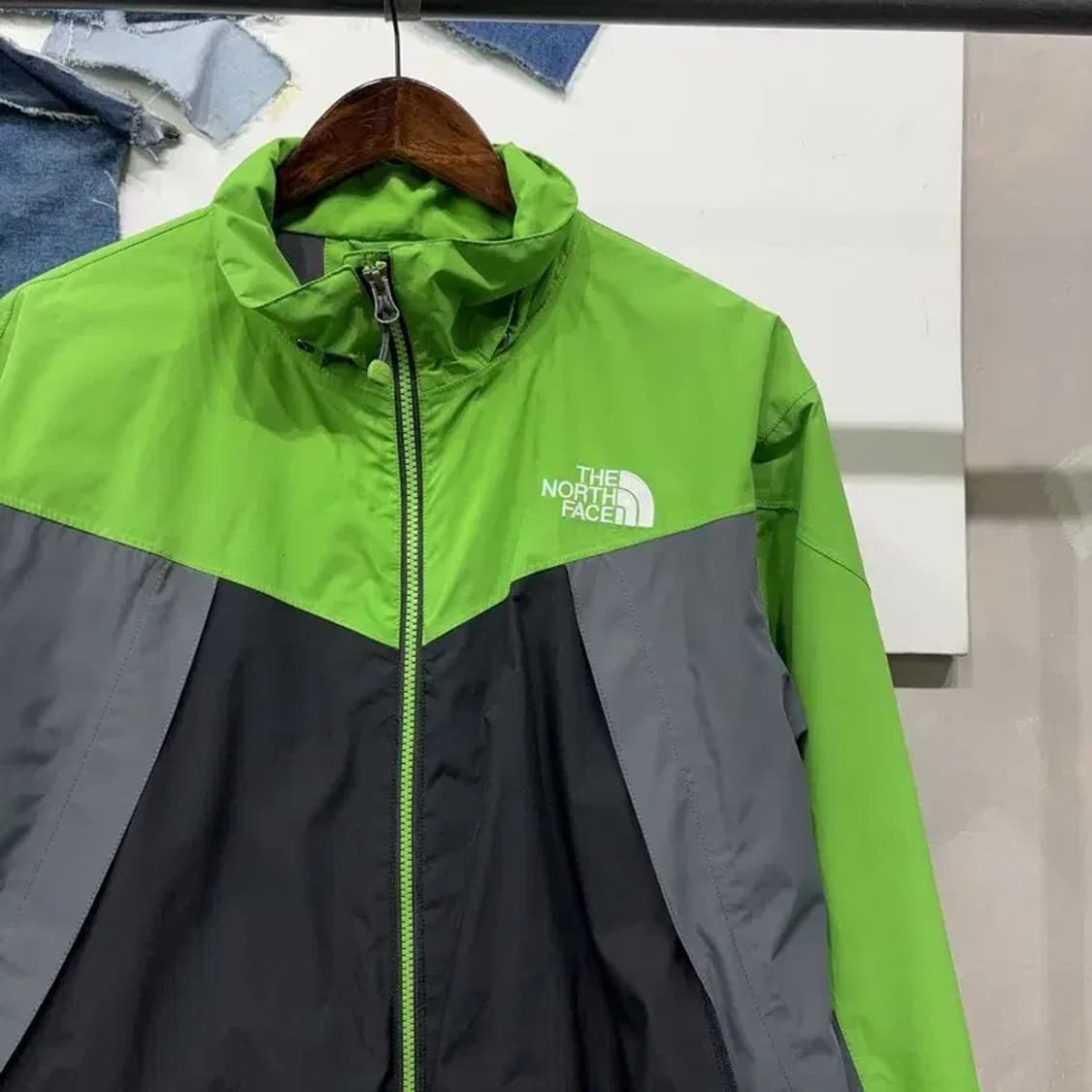 (100) 노스페이스 등산 아웃도어 하이벤트 바람막이 자켓 상품이미지3