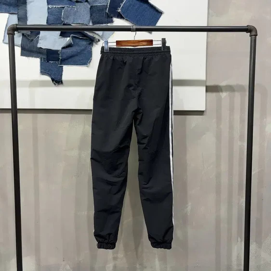 (23~25인치) 아디다스 여성 캐주얼 밴딩 패디드 조거팬츠 운동바지 상품이미지3