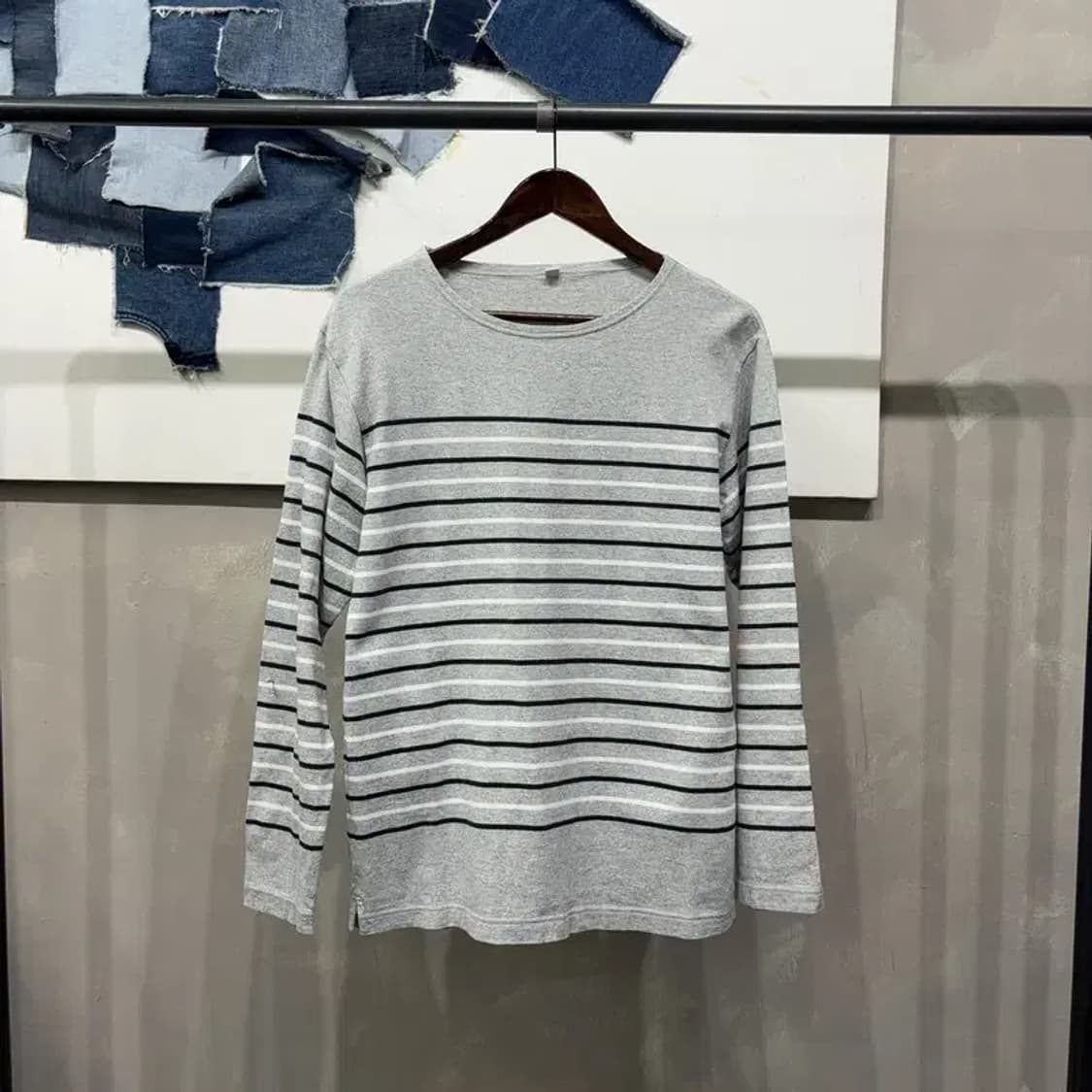 (100) 유니클로 캐주얼 스트라이프 라운드 긴팔 티 상품이미지1