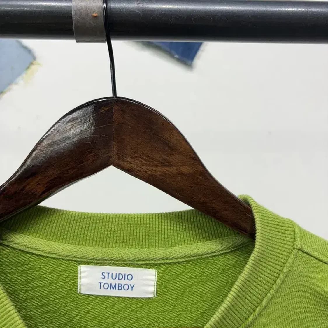 (F) 스튜디오톰보이 여성 캐주얼 프린팅 맨투맨 긴팔 티 상품이미지2