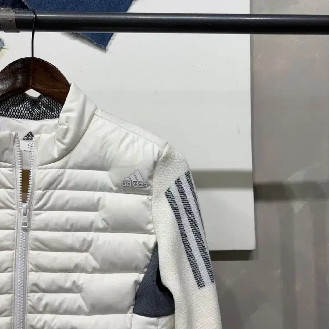 (90) 아디다스 여성 캐주얼 구스다운 거위털 니트 패딩 자켓 상품이미지3