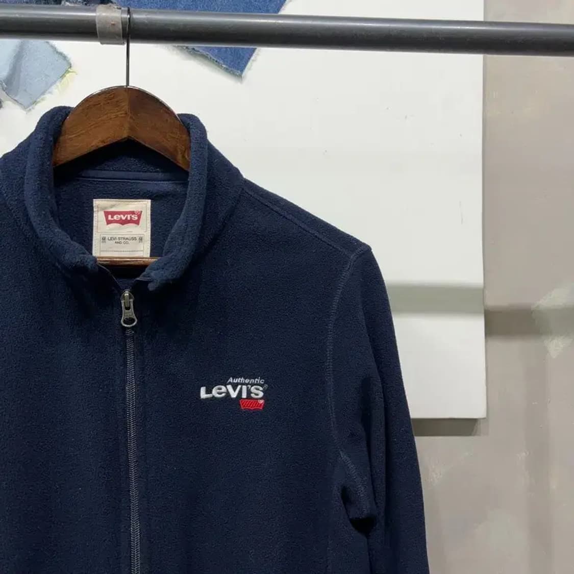 (95) 리바이스 여성 캐주얼 네이비 후리스 플리츠 자켓 상품이미지3