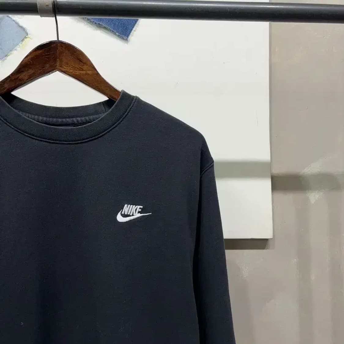 (105) 나이키 캐주얼 스트릿 자수 맨투맨 긴팔 티 상품이미지3
