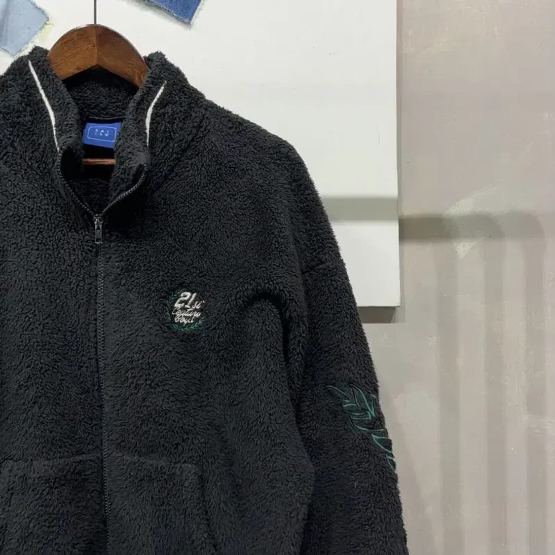 (90) 로맨틱크라운 캐주얼 양털 뽀글이 후리스 자켓 상품이미지3