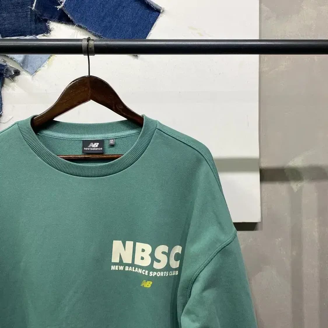 (105) 뉴발란스 캐주얼 백프린팅 맨투맨 긴팔 티 상품이미지3
