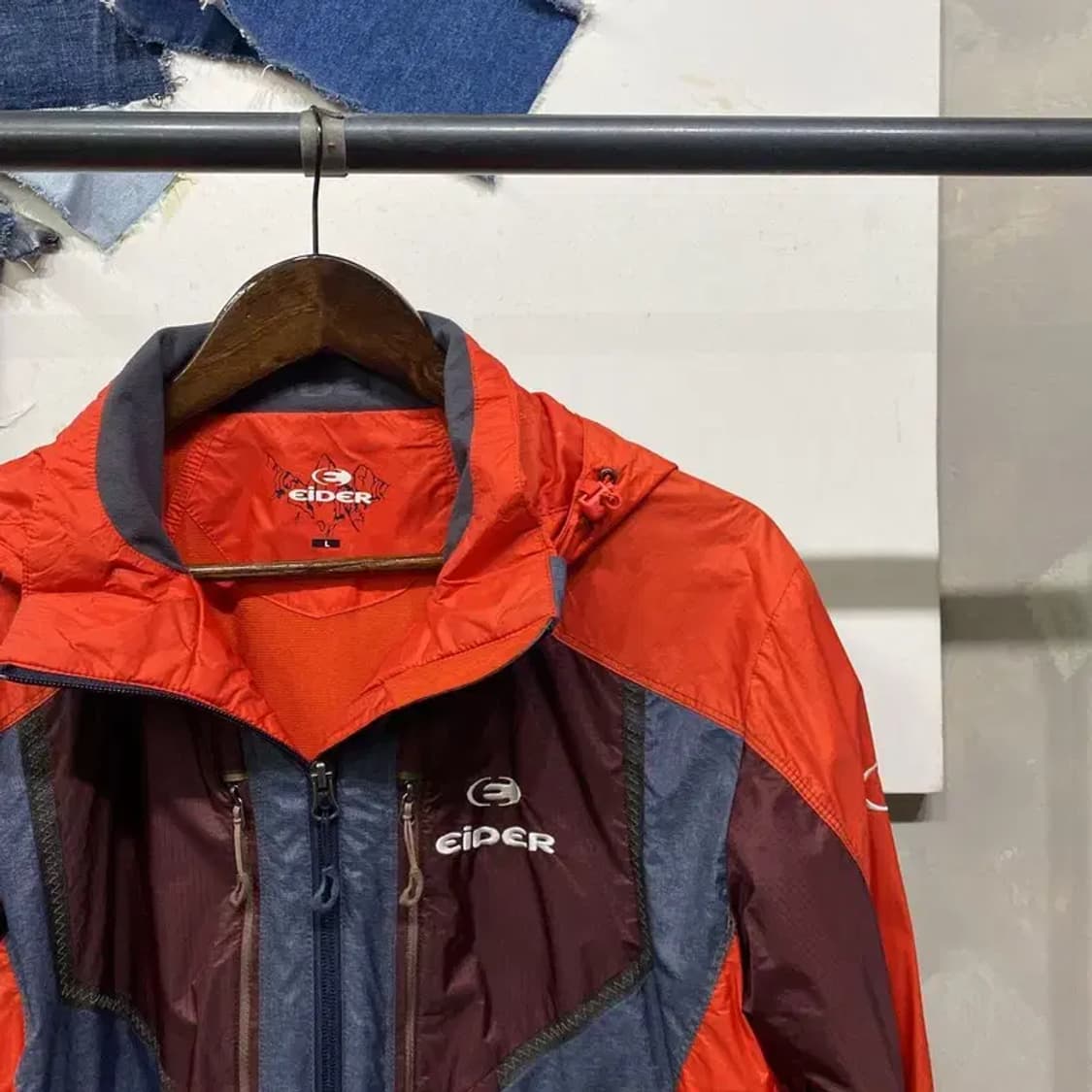 (100) 아이더 등산 아웃도어 디펜더 후드 바람막이 자켓 상품이미지3