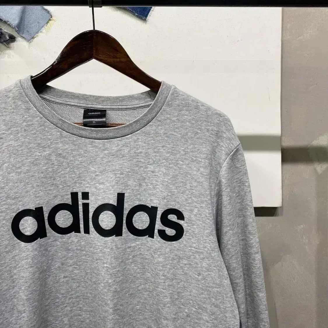 (105) 아디다스 캐주얼 프린팅 맨투맨 긴팔 티 상품이미지3