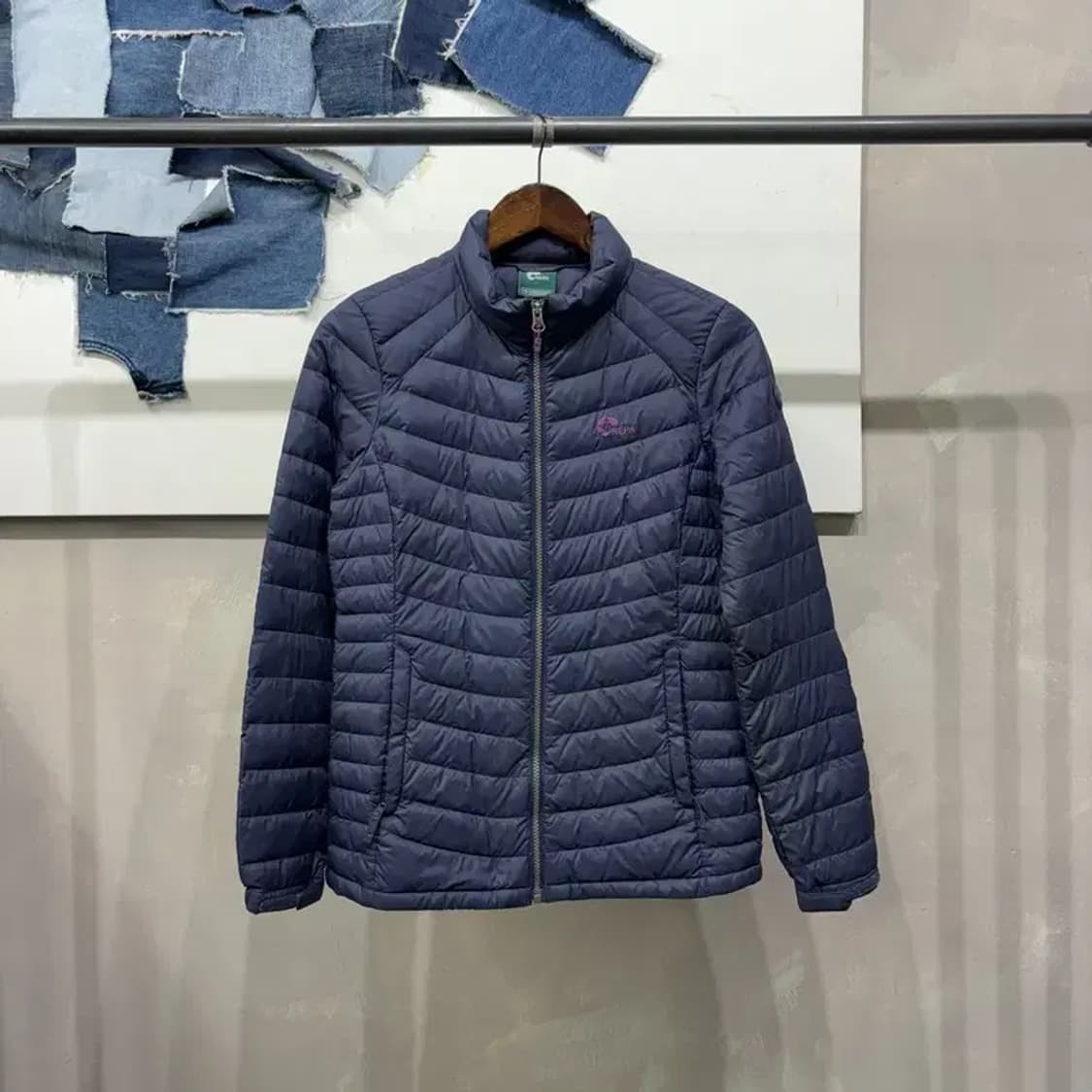 (90) 네파 여성 등산 아웃도어 구스다운 거위털 경량패딩 상품이미지1