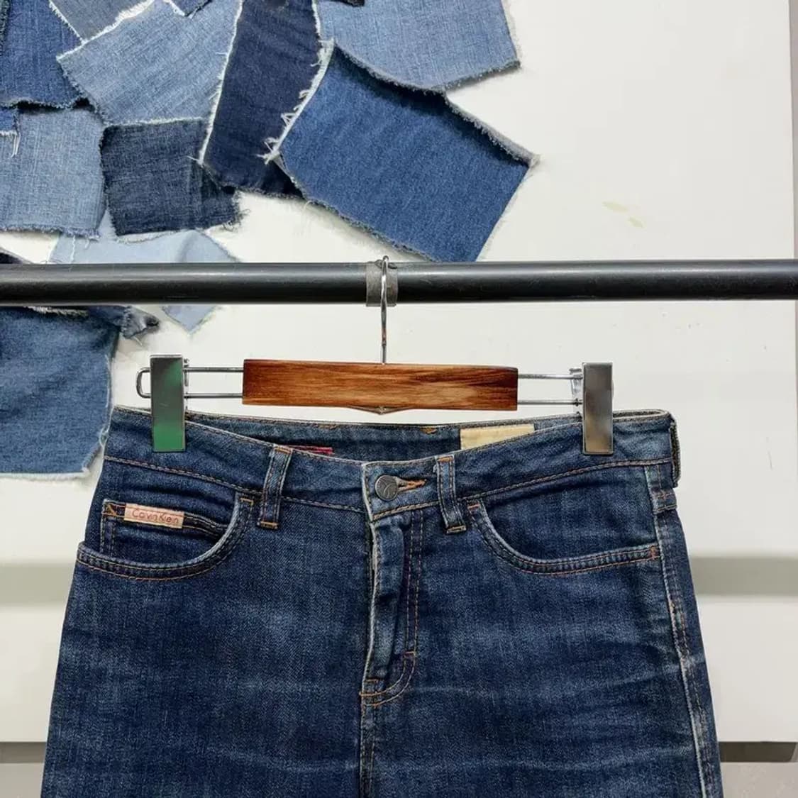 (27인치) 캘빈클라인 CK 여성 워싱 진청바지 데님팬츠 상품이미지2