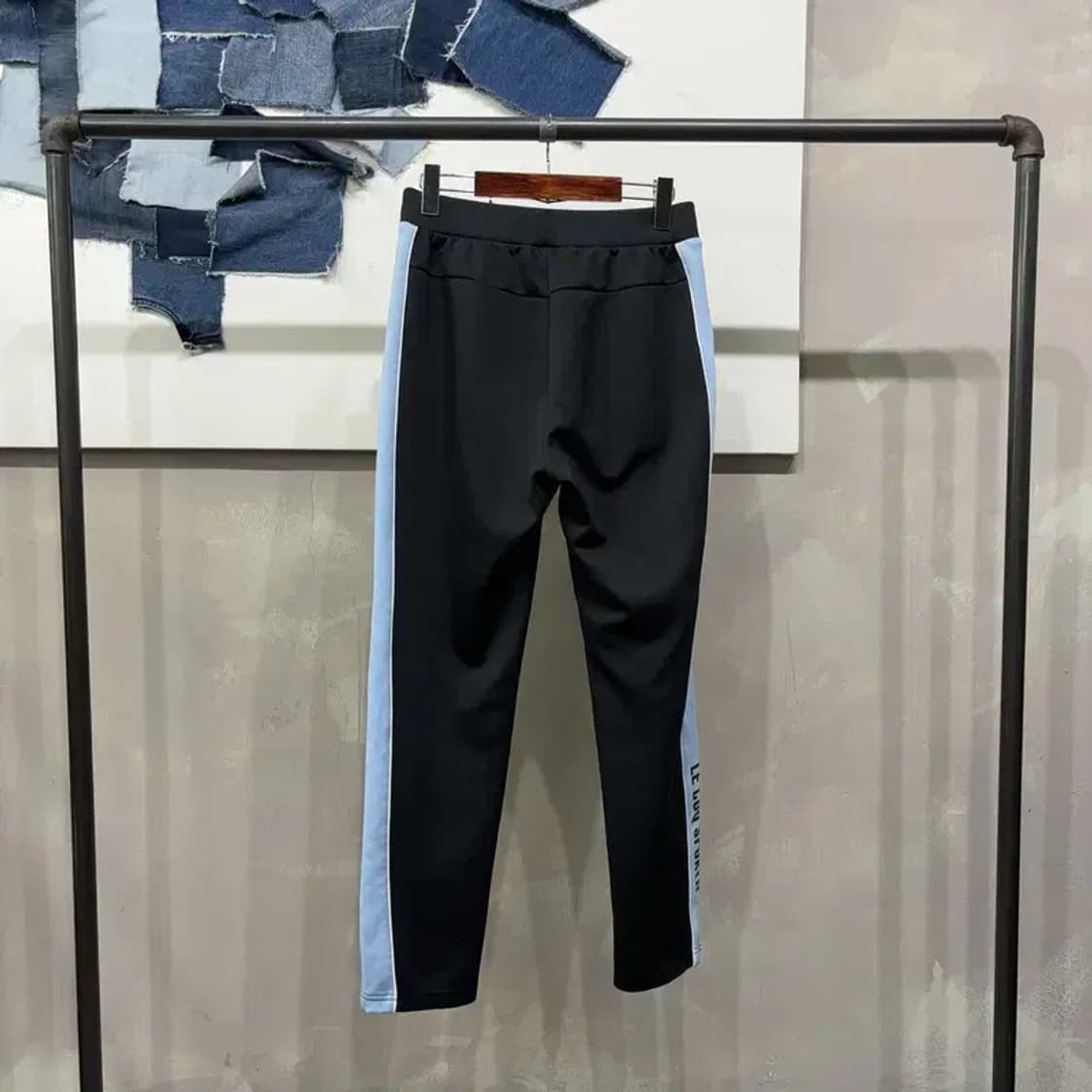 (25~27인치) 르꼬끄 여성 캐주얼 사이드라인 밴딩 운동바지 상품이미지3