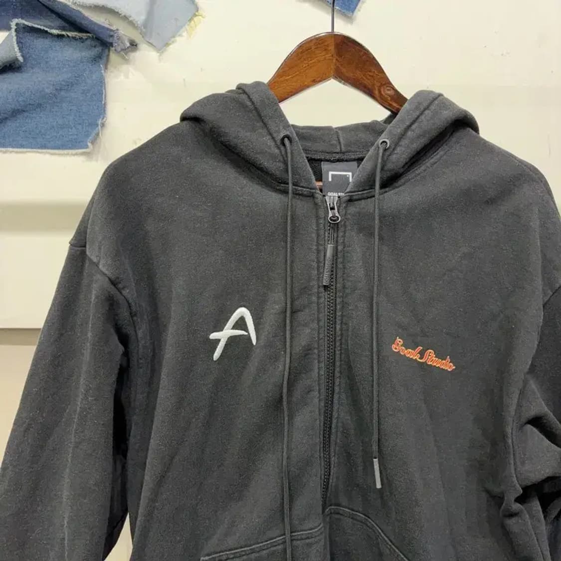 (100) 골스튜디오 캐주얼 백프린팅 후드집업 자켓 상품이미지3