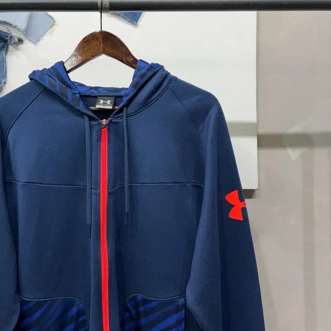(100) 언더아머 운동 스포츠 기능성 저지 후드집업 자켓 상품이미지3