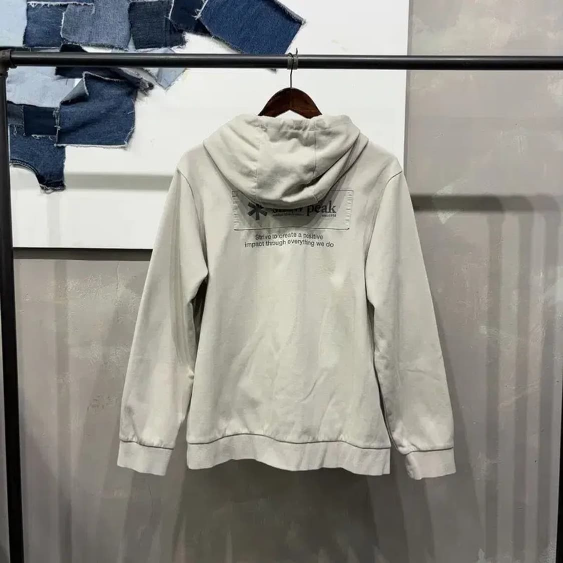 (100) 스노우피크 캐주얼 백프린팅 후드티 상품이미지4