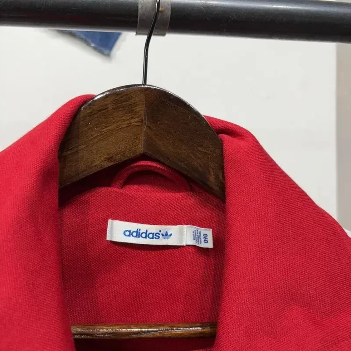 (90) 아디다스 여성 올드스쿨 유로파 흰빨 저지 집업 트랙탑 상품이미지2