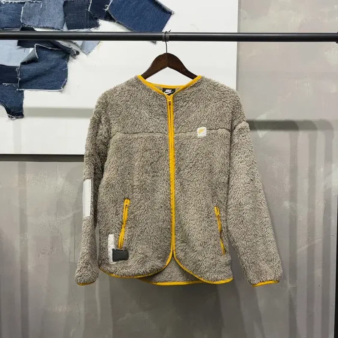 (85) 나이키 여성 캐주얼 카라리스 양털 뽀글이 후리스 자켓 상품이미지1