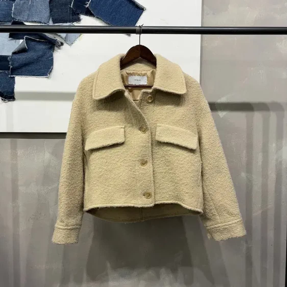 (85) 온앤온 여성 캐주얼 알파카 앙고라 부클 크롭 자켓 상품이미지1