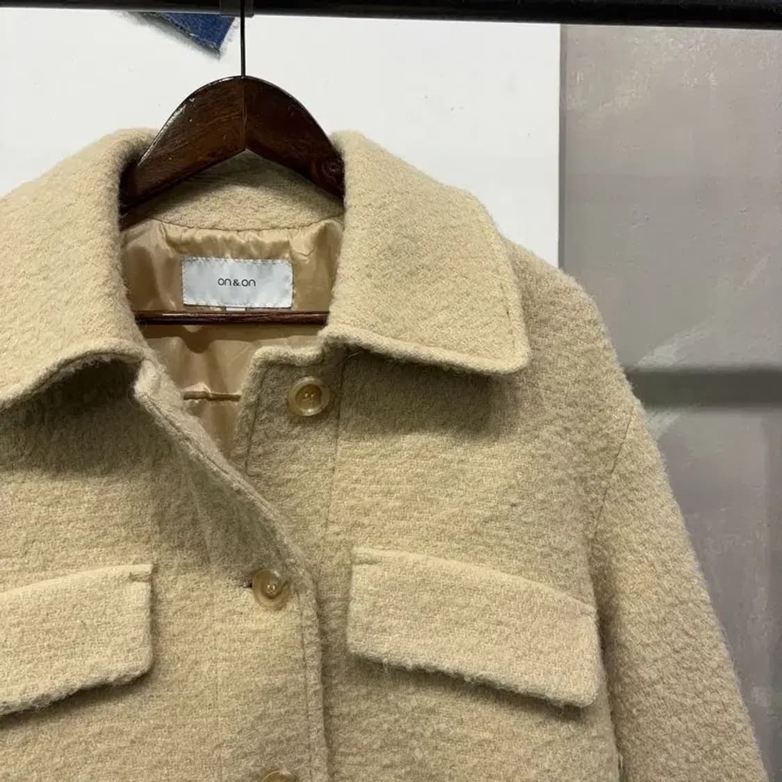 (85) 온앤온 여성 캐주얼 알파카 앙고라 부클 크롭 자켓 상품이미지3
