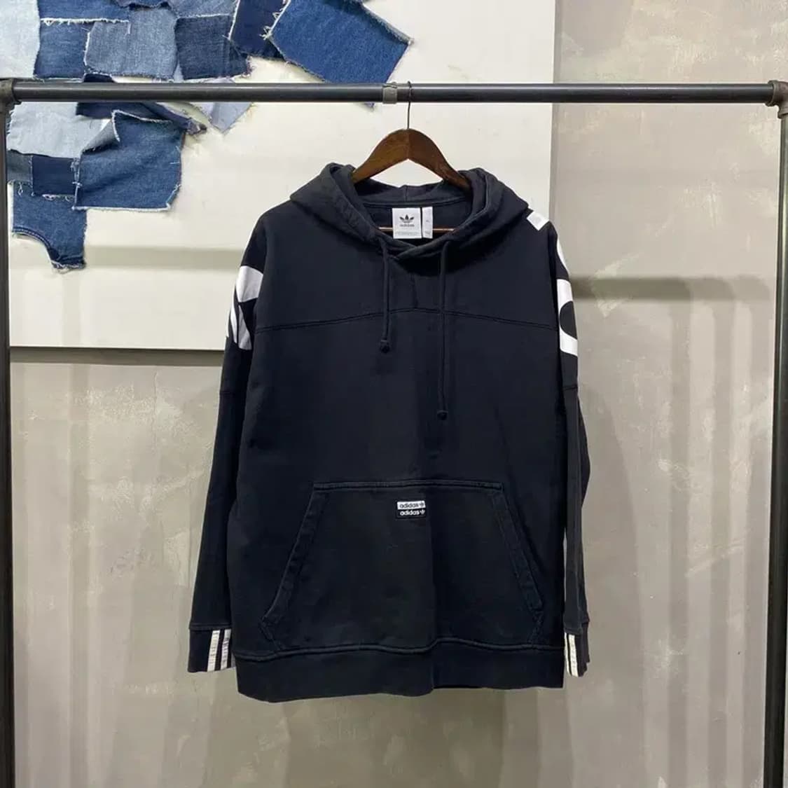 (115) 아디다스 스트릿 캐주얼 빅프린팅 후드티 상품이미지1