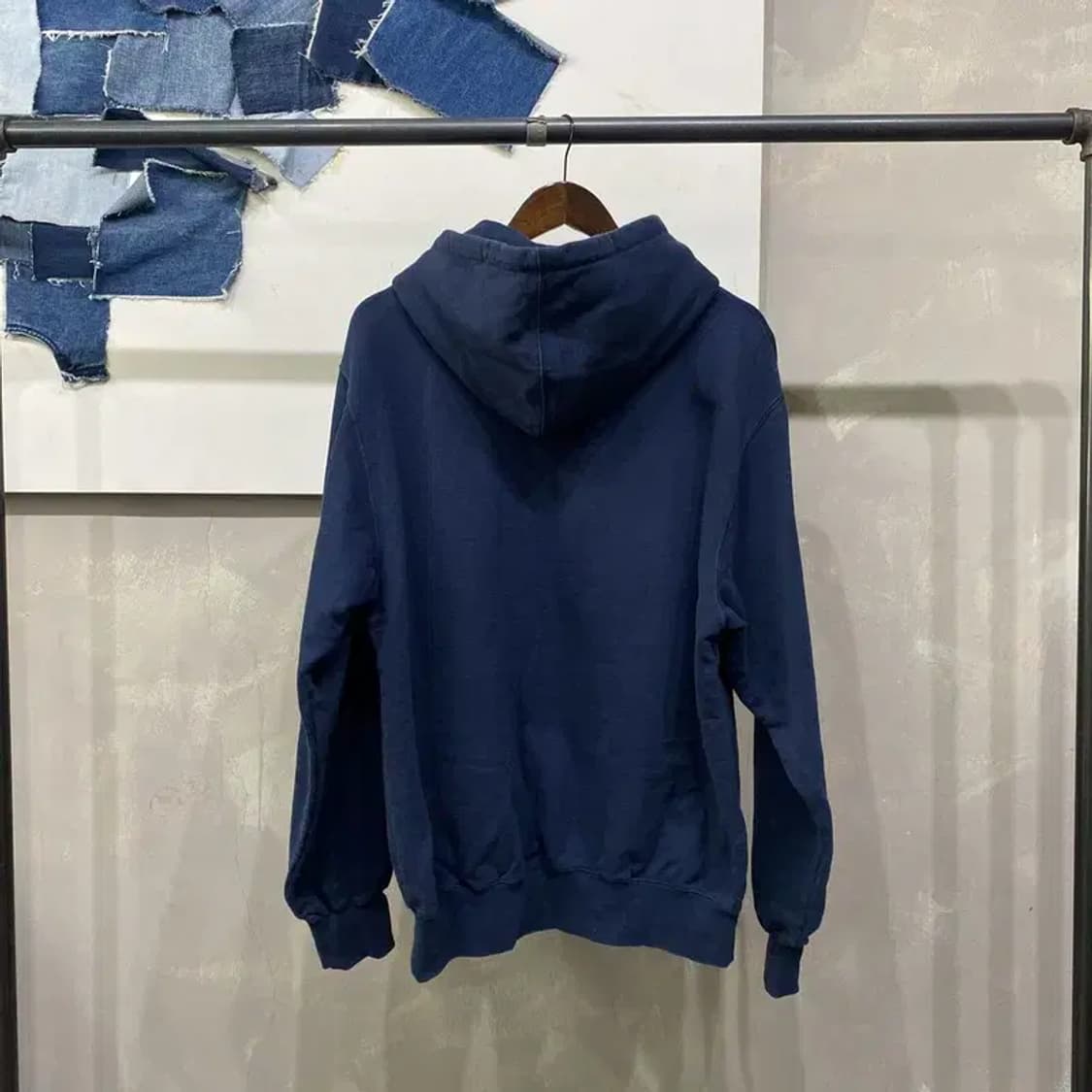 (100) 디스이즈네버댓 캐주얼 네이비 자수 기모 후드티 상품이미지4