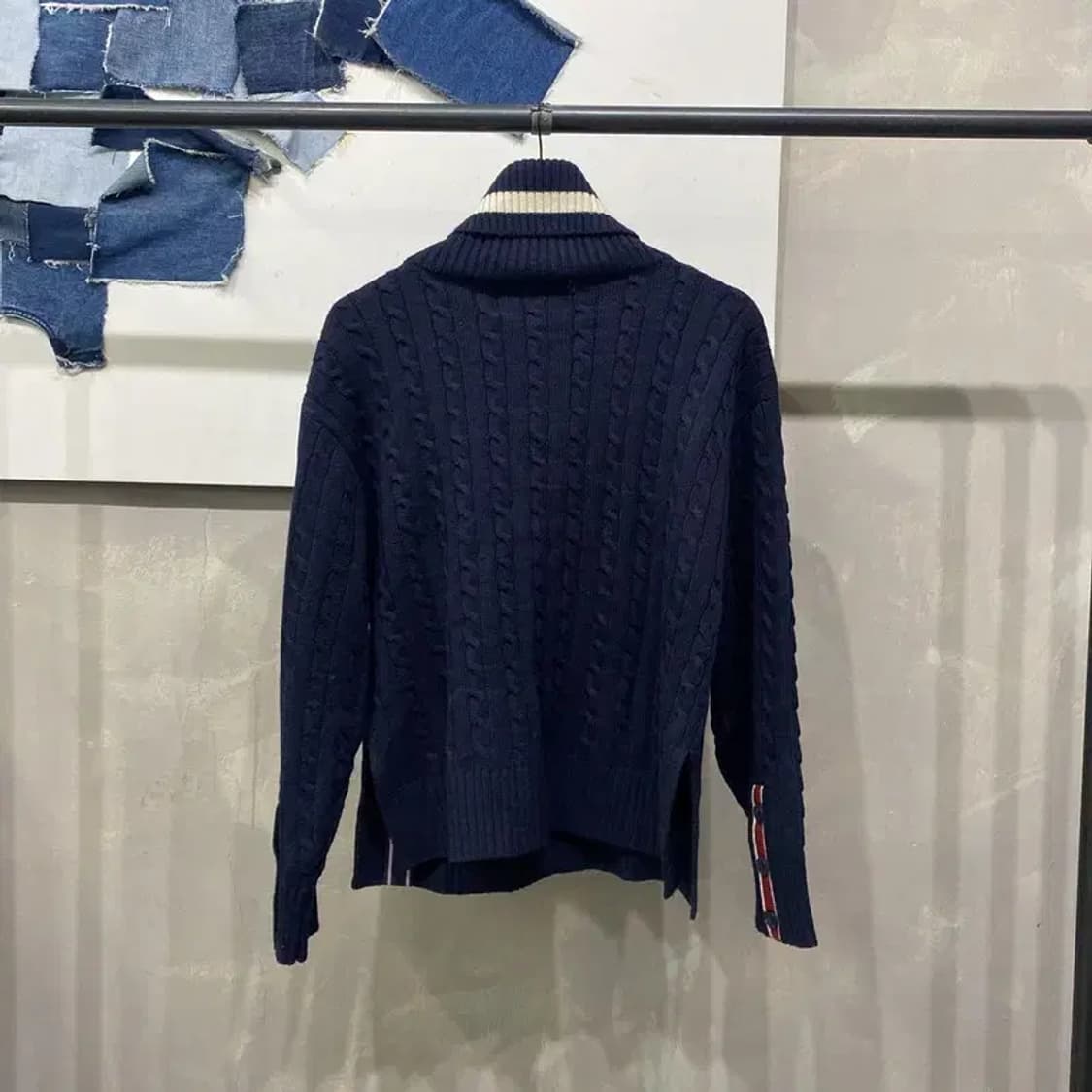 (90) 로맨틱크라운 여성 캐주얼 케이블 목폴라 꽈배기 니트 상품이미지4