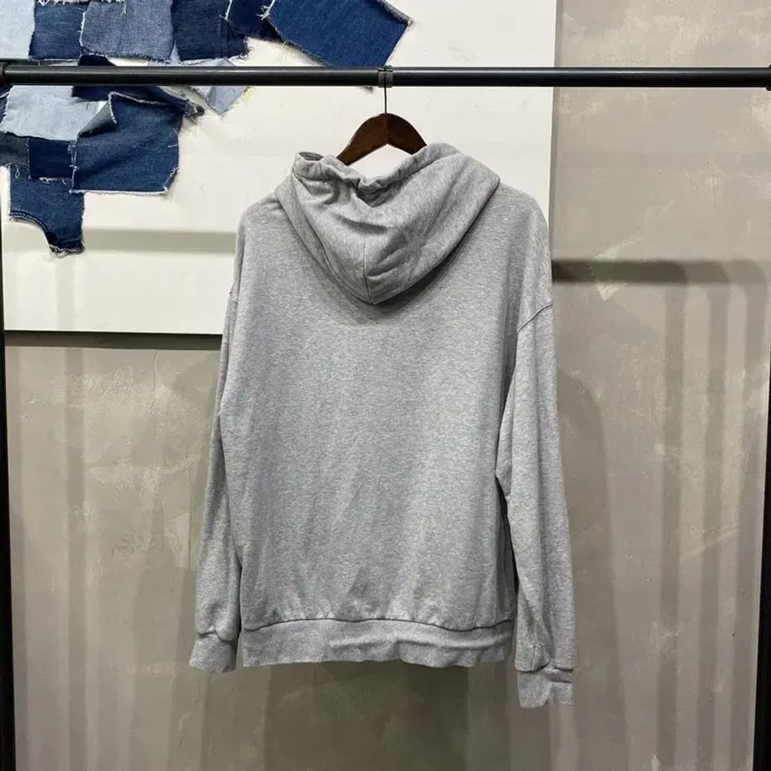 (105) 내셔널지오그래픽 캐주얼 자수 그레이 후드티 상품이미지4