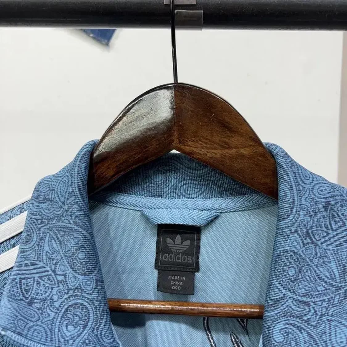 (90) 아디다스 여성 스트릿 멤피스 테니스 페이즐리 저지 집업 트랙탑 상품이미지2