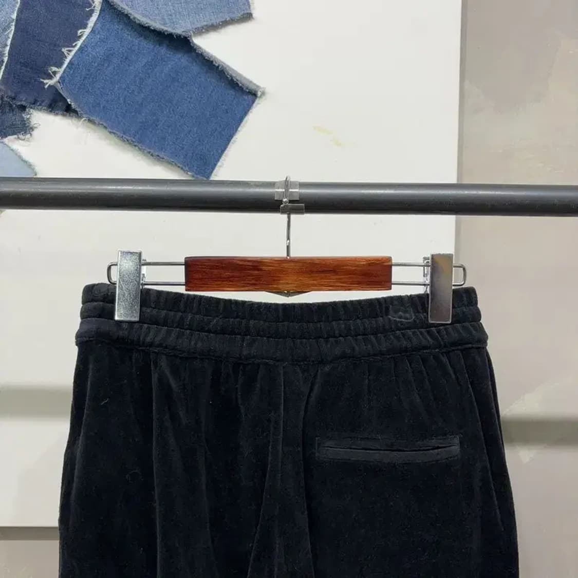 (24~26인치) 아디다스 여성 밴딩 벨벳 조거팬츠 트레이닝팬츠 상품이미지4