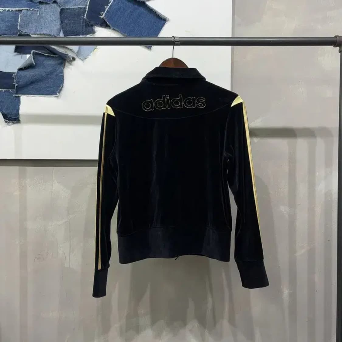 (95) 아디다스 여성 Y2K 스트릿 벨벳 후드집업 자켓 상품이미지4