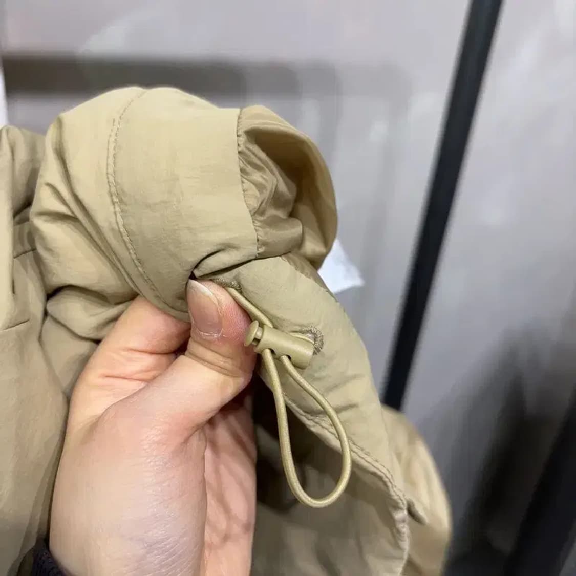 (90) 에잇세컨즈 여성 캐주얼 후드 숏패딩 상품이미지5