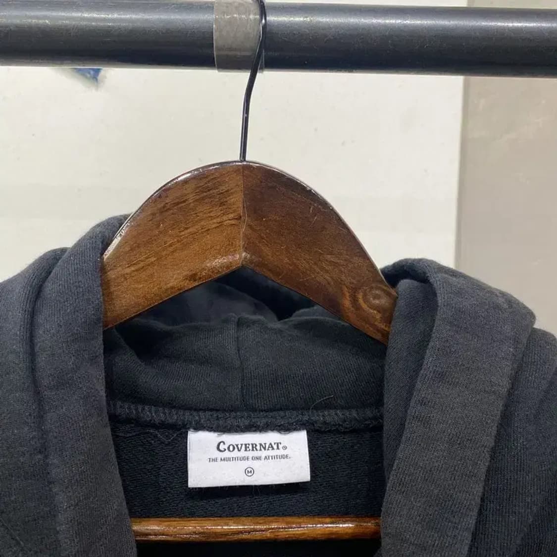 (100) 커버낫 스트릿 캐주얼 C로고 자수 블랙 후드티 상품이미지2