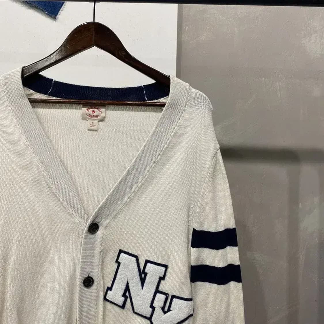 (100) 브룩스브라더스 캐주얼 소매라인 자수 니트 가디건 상품이미지3