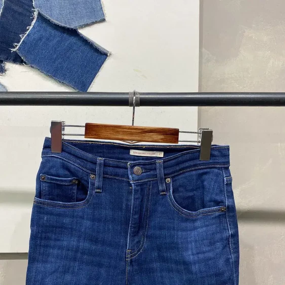 (27인치) 리바이스 724 여성 블랭크탭 스판 진청바지 데님팬츠 상품이미지2
