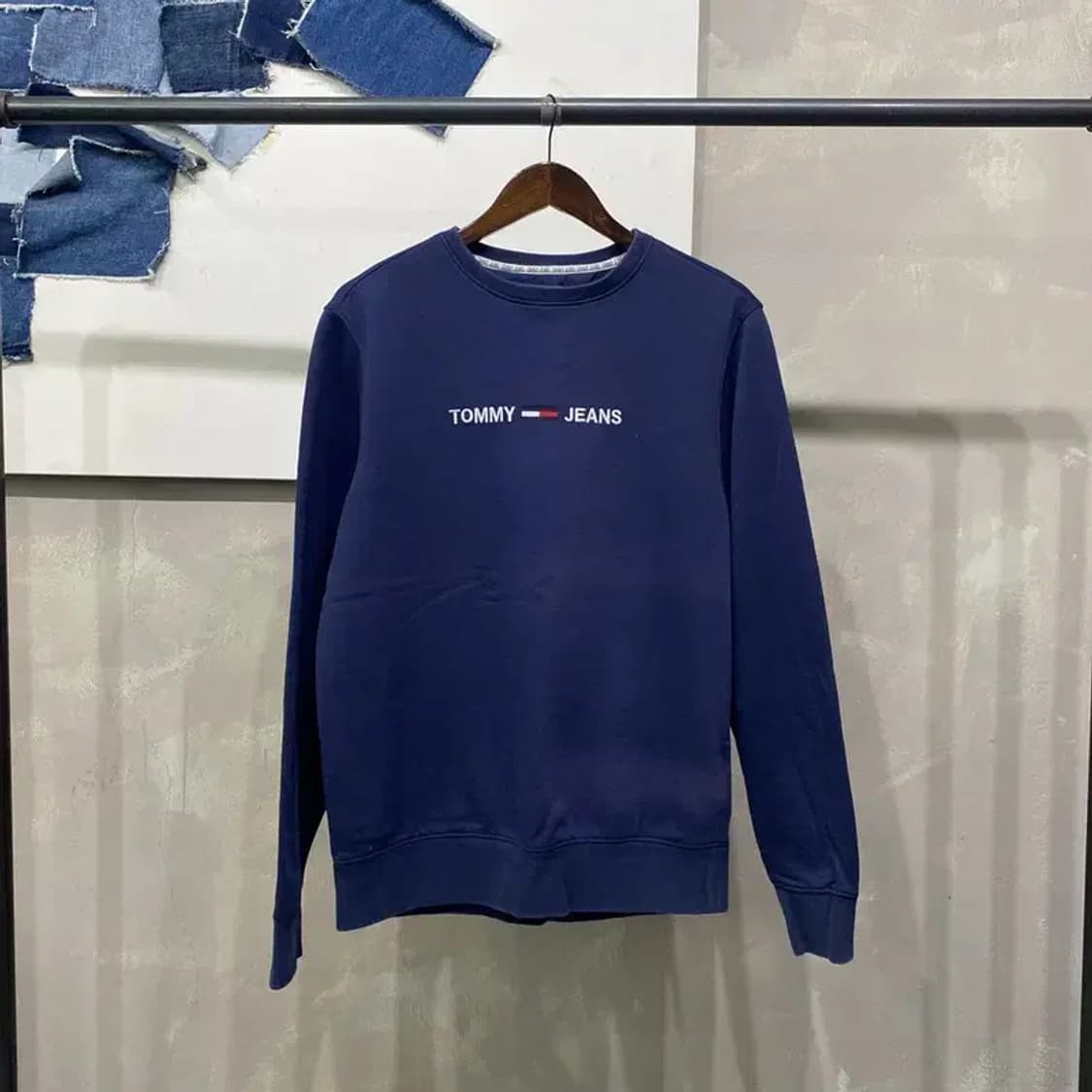 (100) 타미진스 캐주얼 자수 기모 맨투맨 긴팔 티 상품이미지1