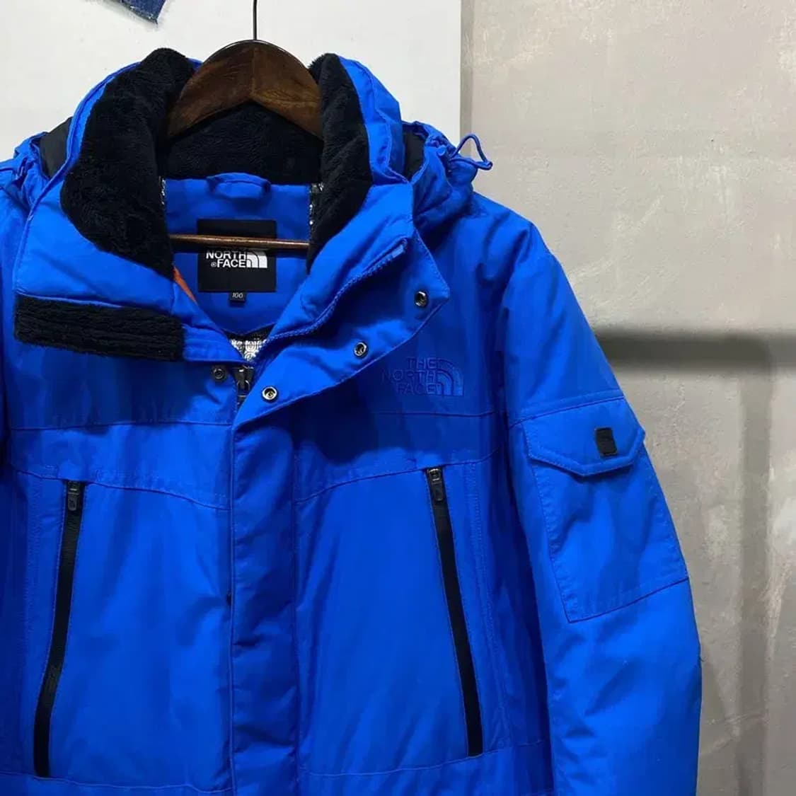 (100) 노스페이스 등산 아웃도어 구스다운 하프패딩 상품이미지3